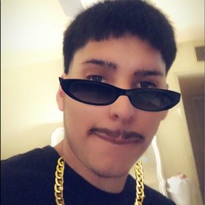 Meet your Posher, Placido